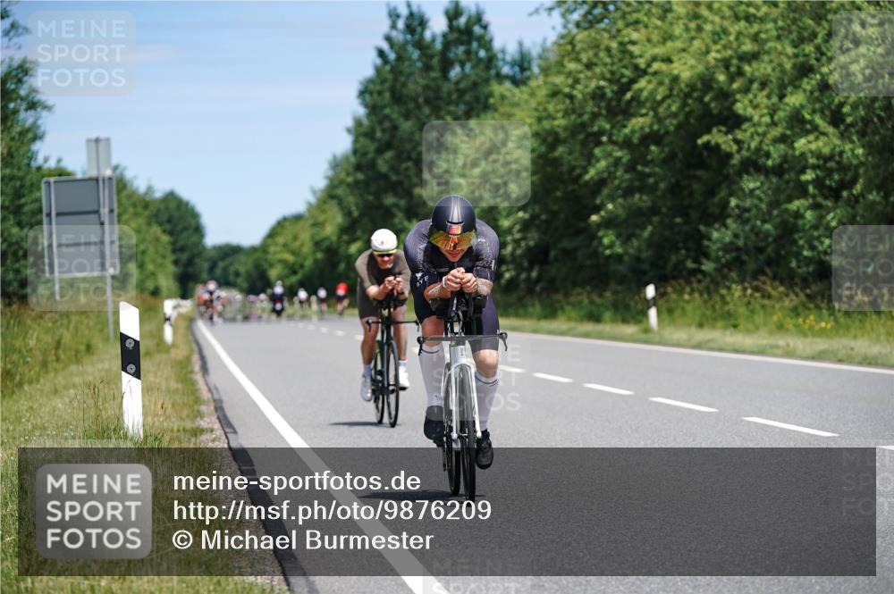 21.06.2026 - Viking Triathlon Michael Burmester http://msf.ph/oto/9876209 21.06.2026 12:54:34 Radfahren 289, 331, 340, 625, 663 meine-sportfotos.de