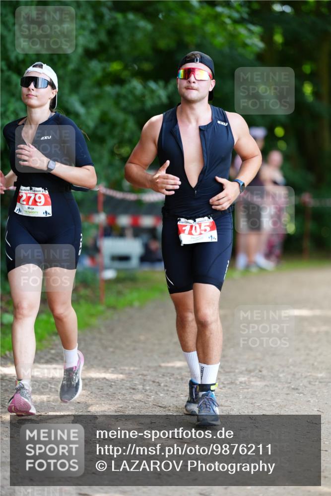 21.06.2026 - 29. Vierlanden-Triathlon LAZAROV Photography http://msf.ph/oto/9876211 21.06.2026 15:21:45 Laufen 2, 26, 279, 1, 2, 4, 705 meine-sportfotos.de