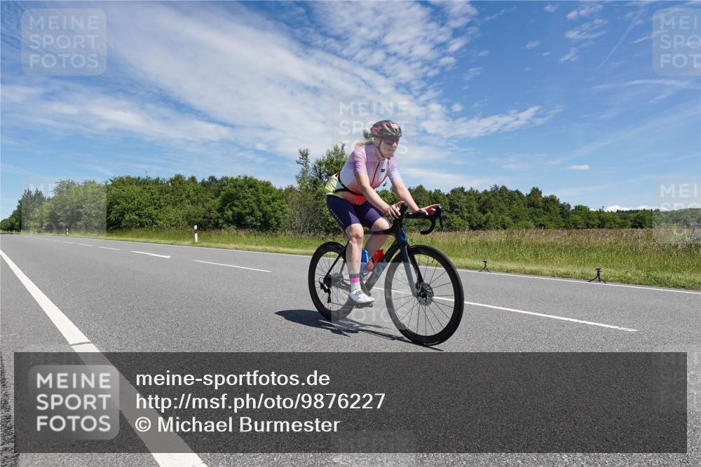 21.06.2026 - Viking Triathlon Michael Burmester http://msf.ph/oto/9876227 21.06.2026 13:20:02 Radfahren 75, 382 meine-sportfotos.de