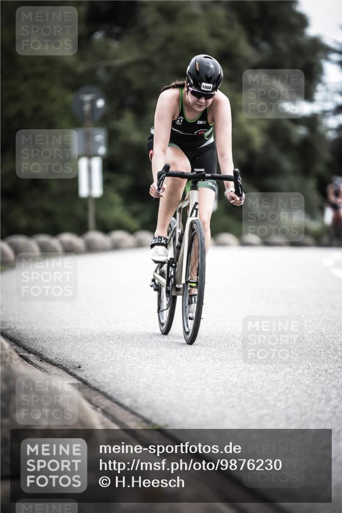 21.06.2026 - 29. Vierlanden-Triathlon H.Heesch http://msf.ph/oto/9876230 21.06.2026 12:32:53 Radfahren 755, 760, 1008, 1011, 1014 meine-sportfotos.de