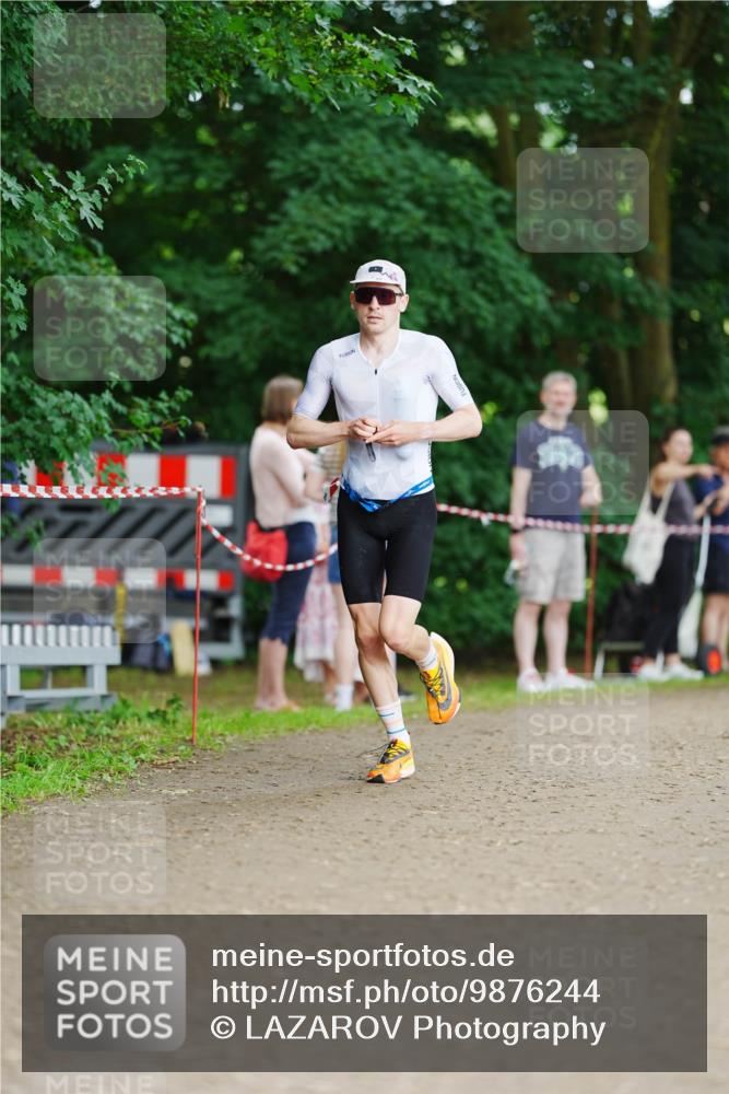 21.06.2026 - 29. Vierlanden-Triathlon LAZAROV Photography http://msf.ph/oto/9876244 21.06.2026 10:42:45 Laufen  meine-sportfotos.de