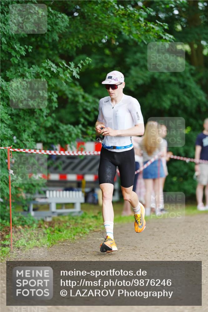 21.06.2026 - 29. Vierlanden-Triathlon LAZAROV Photography http://msf.ph/oto/9876246 21.06.2026 10:42:46 Laufen  meine-sportfotos.de