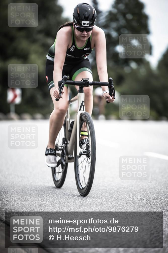 21.06.2026 - 29. Vierlanden-Triathlon H.Heesch http://msf.ph/oto/9876279 21.06.2026 12:32:53 Radfahren 755, 760, 1008, 1011, 1014 meine-sportfotos.de