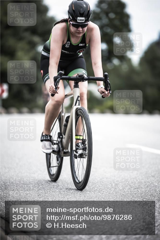 21.06.2026 - 29. Vierlanden-Triathlon H.Heesch http://msf.ph/oto/9876286 21.06.2026 12:32:53 Radfahren 755, 760, 1008, 1011, 1014 meine-sportfotos.de