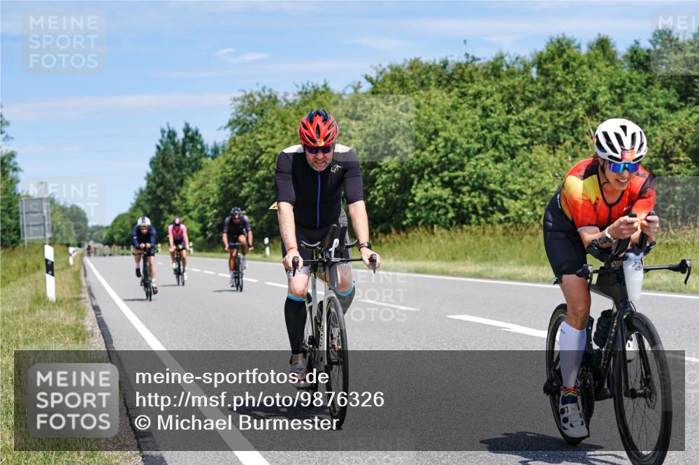21.06.2026 - Viking Triathlon Michael Burmester http://msf.ph/oto/9876326 21.06.2026 12:55:02 Radfahren 45, 116, 188, 241, 282, 327, 386, 495, 541, 578, 658 meine-sportfotos.de