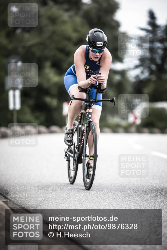 21.06.2026 - 29. Vierlanden-Triathlon H.Heesch http://msf.ph/oto/9876328 21.06.2026 12:32:58 Radfahren 755, 760, 1011, 1014 meine-sportfotos.de