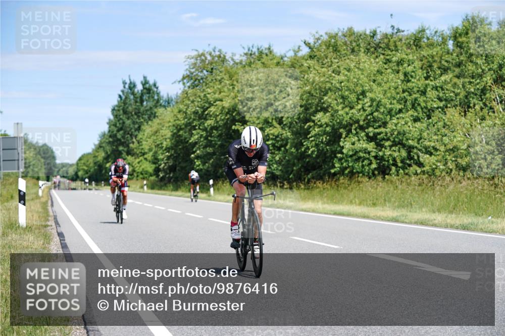 21.06.2026 - Viking Triathlon Michael Burmester http://msf.ph/oto/9876416 21.06.2026 12:55:23 Radfahren 111, 116, 344, 541 meine-sportfotos.de