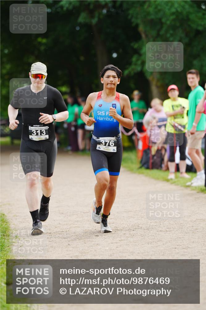 21.06.2026 - 29. Vierlanden-Triathlon LAZAROV Photography http://msf.ph/oto/9876469 21.06.2026 10:45:18 Laufen 2026, 313, 4, 202, 376, 12 meine-sportfotos.de