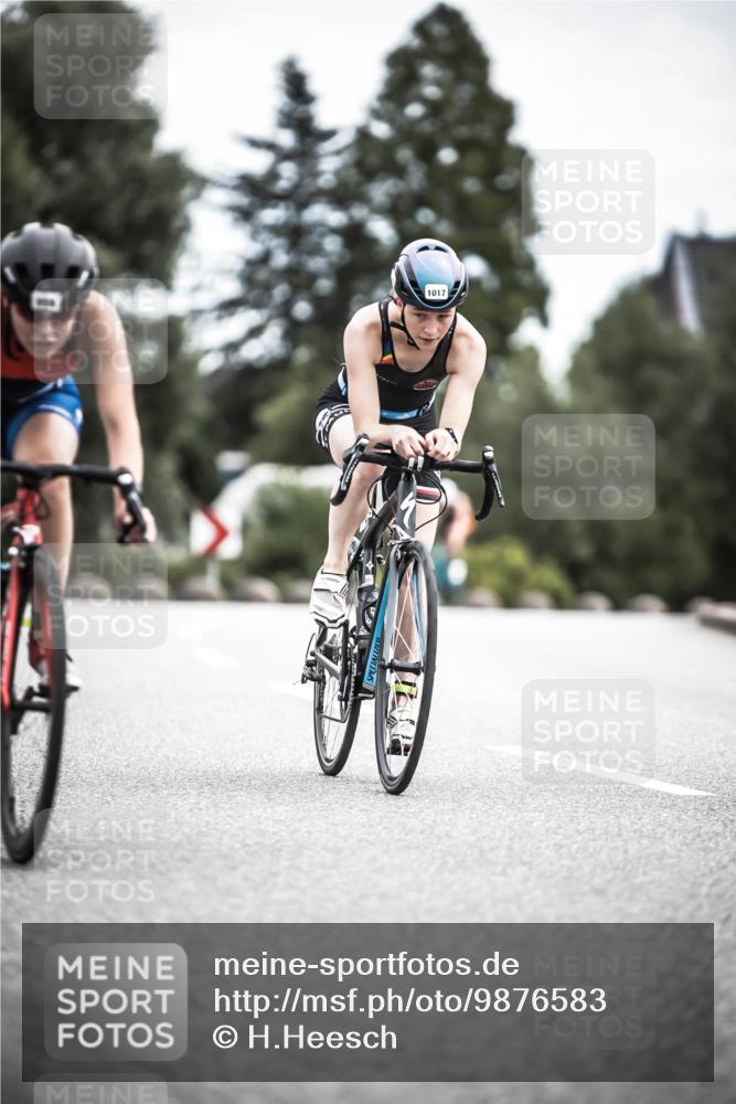 21.06.2026 - 29. Vierlanden-Triathlon H.Heesch http://msf.ph/oto/9876583 21.06.2026 12:33:29 Radfahren 1000, 1003, 1017 meine-sportfotos.de
