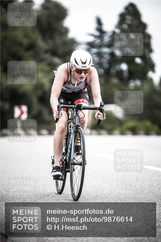 21.06.2026 - 29. Vierlanden-Triathlon H.Heesch http://msf.ph/oto/9876614 21.06.2026 12:33:30 Radfahren 996, 1000, 1003, 1017 meine-sportfotos.de