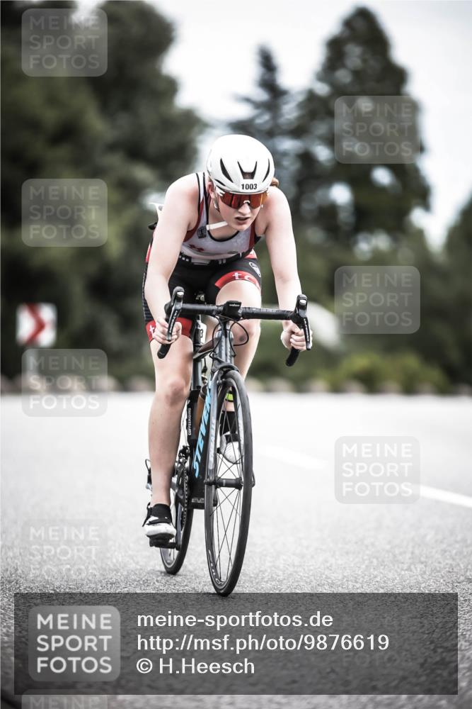 21.06.2026 - 29. Vierlanden-Triathlon H.Heesch http://msf.ph/oto/9876619 21.06.2026 12:33:30 Radfahren 996, 1000, 1003, 1017 meine-sportfotos.de