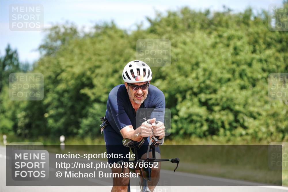 21.06.2026 - Viking Triathlon Michael Burmester http://msf.ph/oto/9876652 21.06.2026 12:56:25 Radfahren 33, 113, 137, 255, 287, 357, 489 meine-sportfotos.de