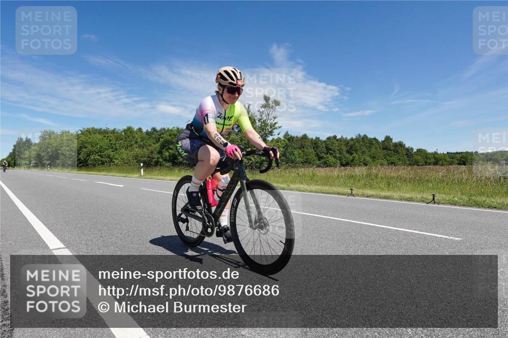 21.06.2026 - Viking Triathlon Michael Burmester http://msf.ph/oto/9876686 21.06.2026 13:34:17 Radfahren 498 meine-sportfotos.de
