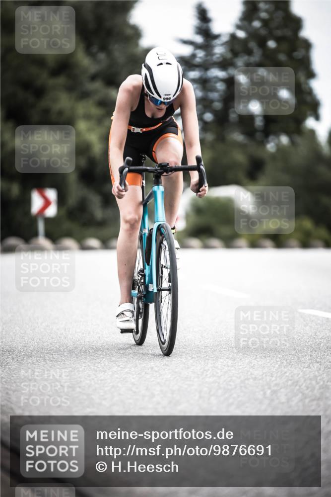 21.06.2026 - 29. Vierlanden-Triathlon H.Heesch http://msf.ph/oto/9876691 21.06.2026 12:33:36 Radfahren 996 meine-sportfotos.de