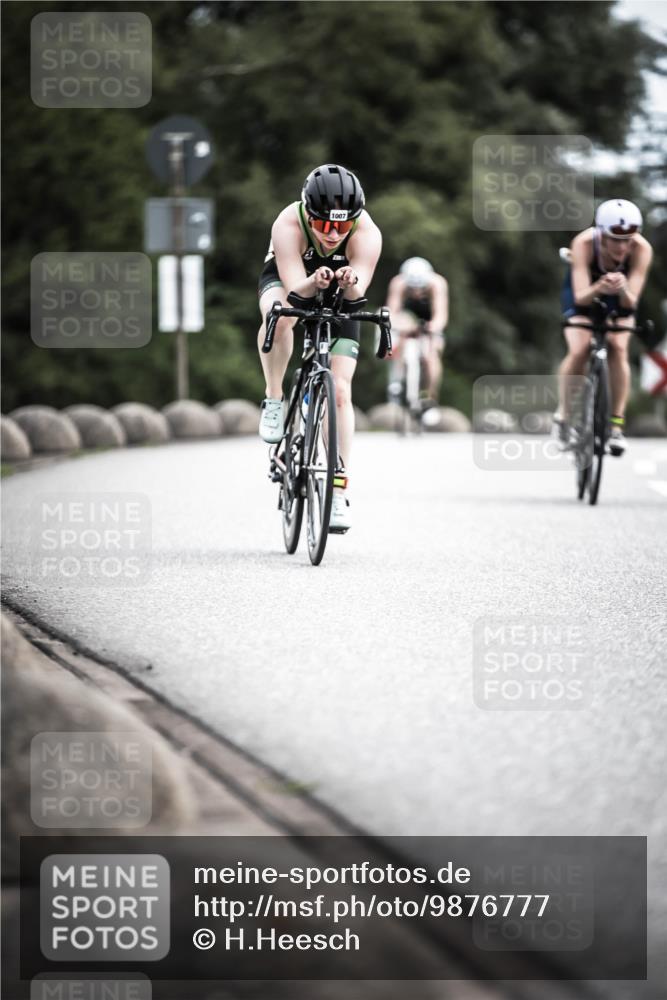 21.06.2026 - 29. Vierlanden-Triathlon H.Heesch http://msf.ph/oto/9876777 21.06.2026 12:33:54 Radfahren 879, 968, 985, 1002, 1006, 1007 meine-sportfotos.de