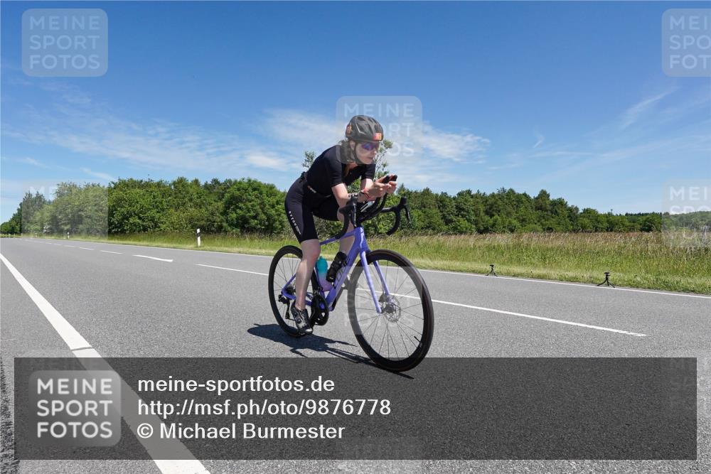 21.06.2026 - Viking Triathlon Michael Burmester http://msf.ph/oto/9876778 21.06.2026 13:39:20 Radfahren  meine-sportfotos.de