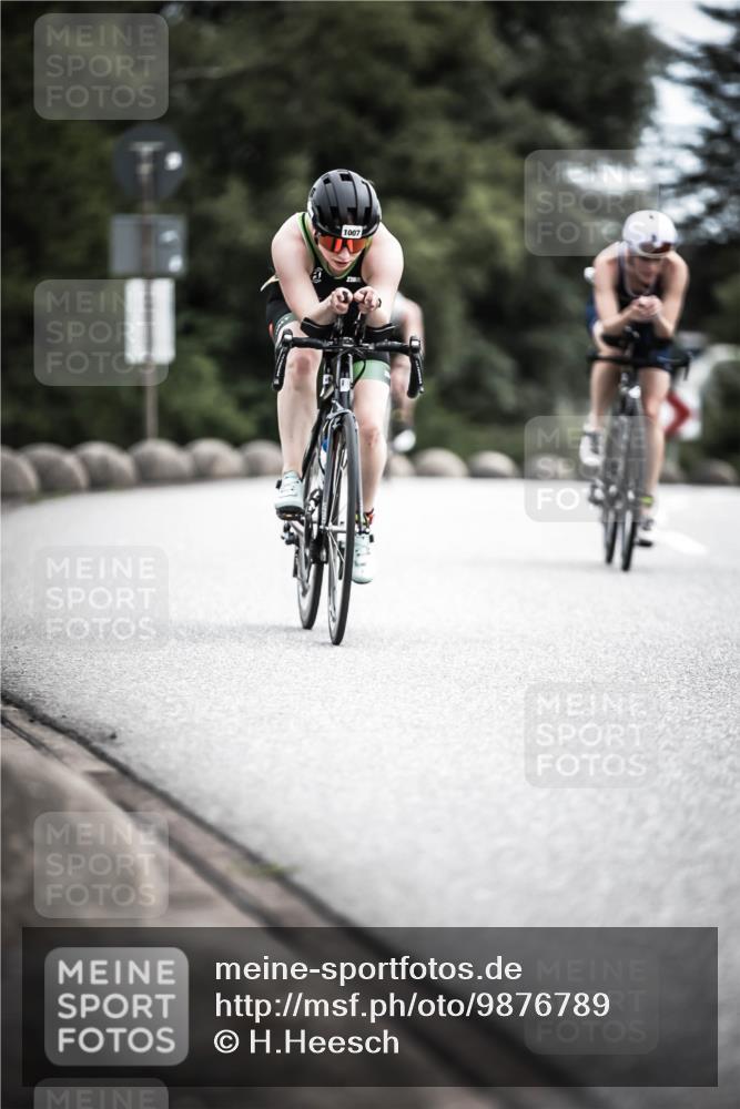 21.06.2026 - 29. Vierlanden-Triathlon H.Heesch http://msf.ph/oto/9876789 21.06.2026 12:33:54 Radfahren 879, 968, 985, 1002, 1006, 1007 meine-sportfotos.de