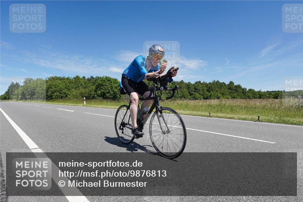 21.06.2026 - Viking Triathlon Michael Burmester http://msf.ph/oto/9876813 21.06.2026 13:41:28 Radfahren 424 meine-sportfotos.de