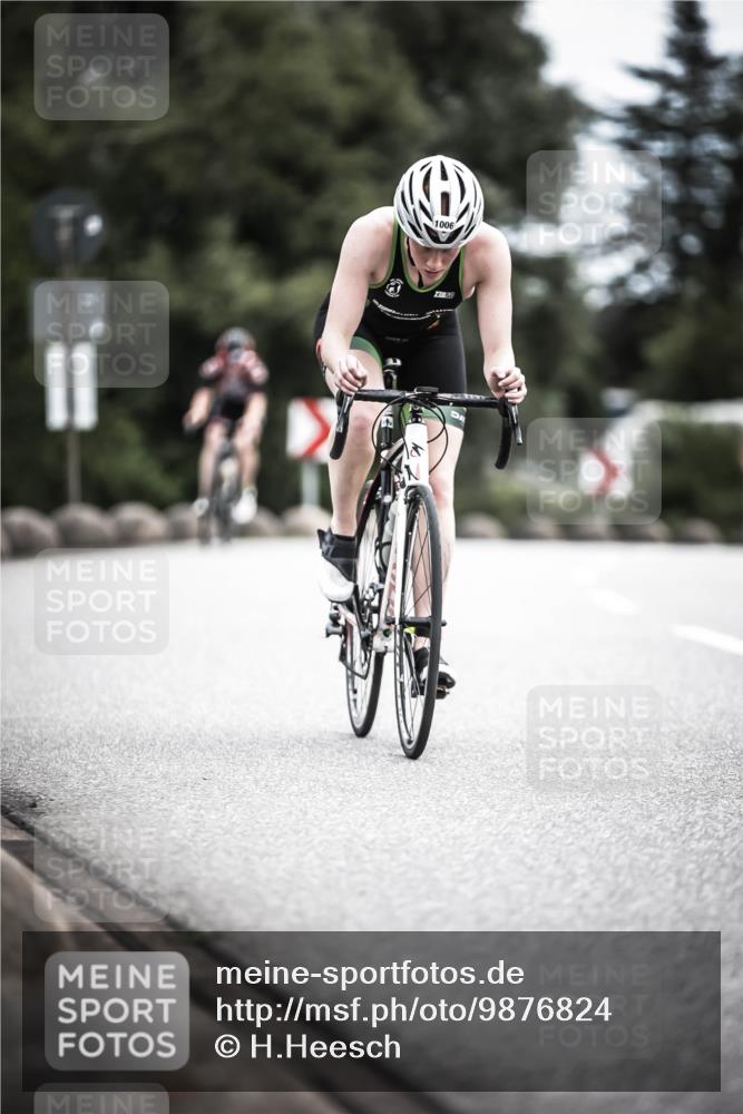 21.06.2026 - 29. Vierlanden-Triathlon H.Heesch http://msf.ph/oto/9876824 21.06.2026 12:33:58 Radfahren 804, 879, 968, 985, 1002, 1006, 1007, 1015 meine-sportfotos.de