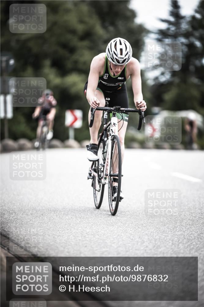 21.06.2026 - 29. Vierlanden-Triathlon H.Heesch http://msf.ph/oto/9876832 21.06.2026 12:33:58 Radfahren 804, 879, 968, 985, 1002, 1006, 1007, 1015 meine-sportfotos.de