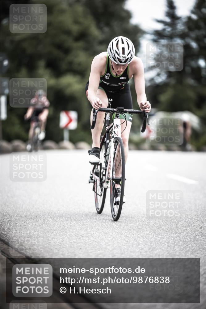 21.06.2026 - 29. Vierlanden-Triathlon H.Heesch http://msf.ph/oto/9876838 21.06.2026 12:33:58 Radfahren 804, 879, 968, 985, 1002, 1006, 1007, 1015 meine-sportfotos.de