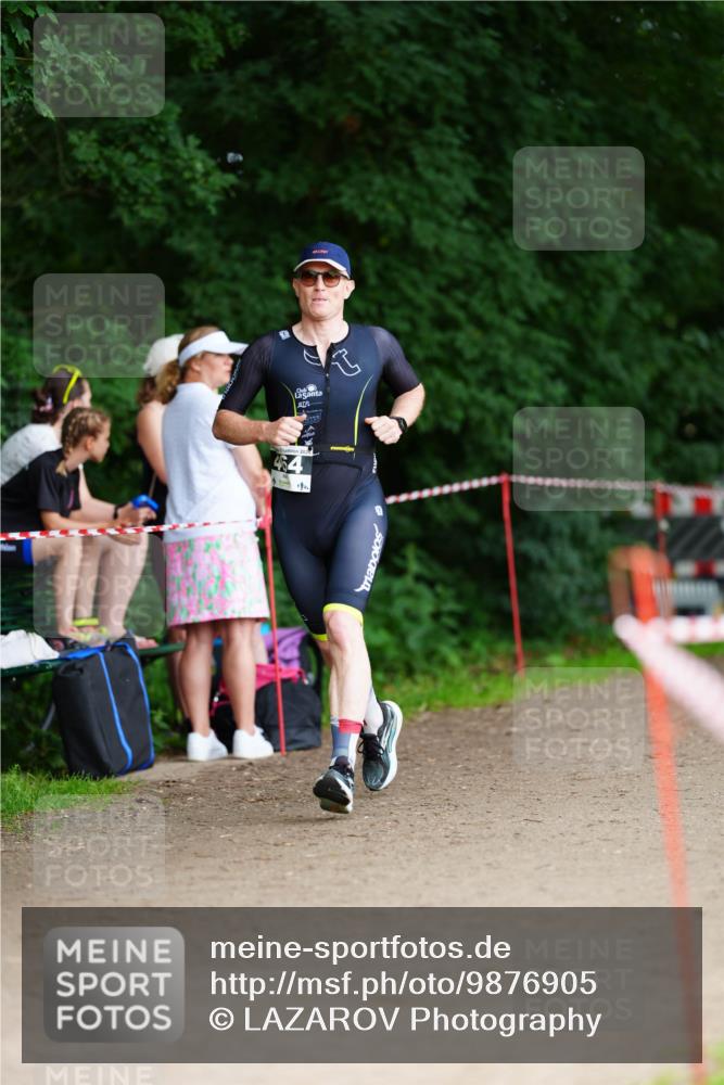 21.06.2026 - 29. Vierlanden-Triathlon LAZAROV Photography http://msf.ph/oto/9876905 21.06.2026 10:50:08 Laufen  meine-sportfotos.de