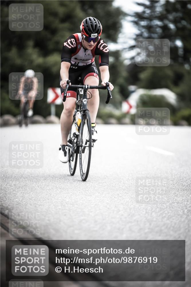 21.06.2026 - 29. Vierlanden-Triathlon H.Heesch http://msf.ph/oto/9876919 21.06.2026 12:34:01 Radfahren 804, 879, 929, 1002, 1006, 1015 meine-sportfotos.de