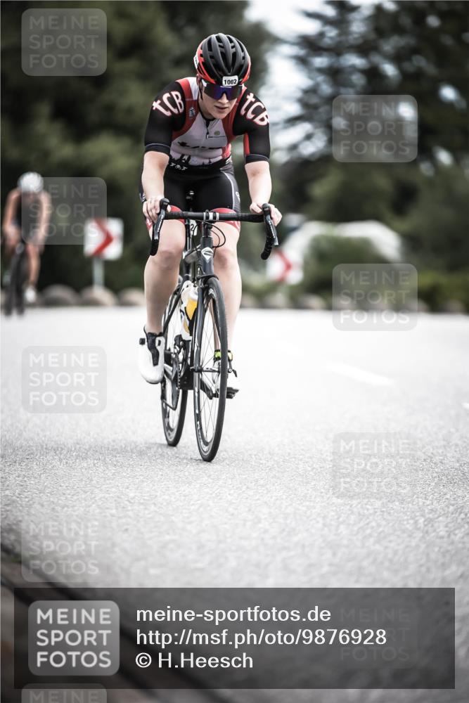 21.06.2026 - 29. Vierlanden-Triathlon H.Heesch http://msf.ph/oto/9876928 21.06.2026 12:34:01 Radfahren 804, 879, 929, 1002, 1006, 1015 meine-sportfotos.de