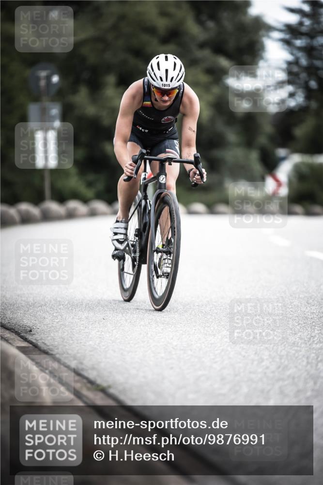 21.06.2026 - 29. Vierlanden-Triathlon H.Heesch http://msf.ph/oto/9876991 21.06.2026 12:34:04 Radfahren 804, 929, 1002, 1015 meine-sportfotos.de