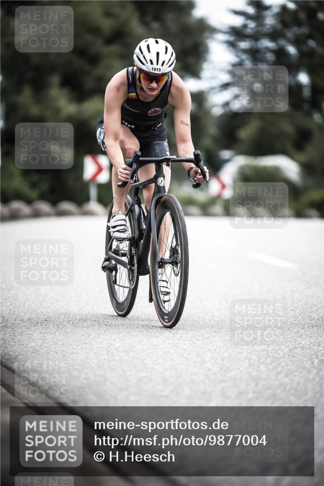 21.06.2026 - 29. Vierlanden-Triathlon H.Heesch http://msf.ph/oto/9877004 21.06.2026 12:34:04 Radfahren 804, 929, 1002, 1015 meine-sportfotos.de