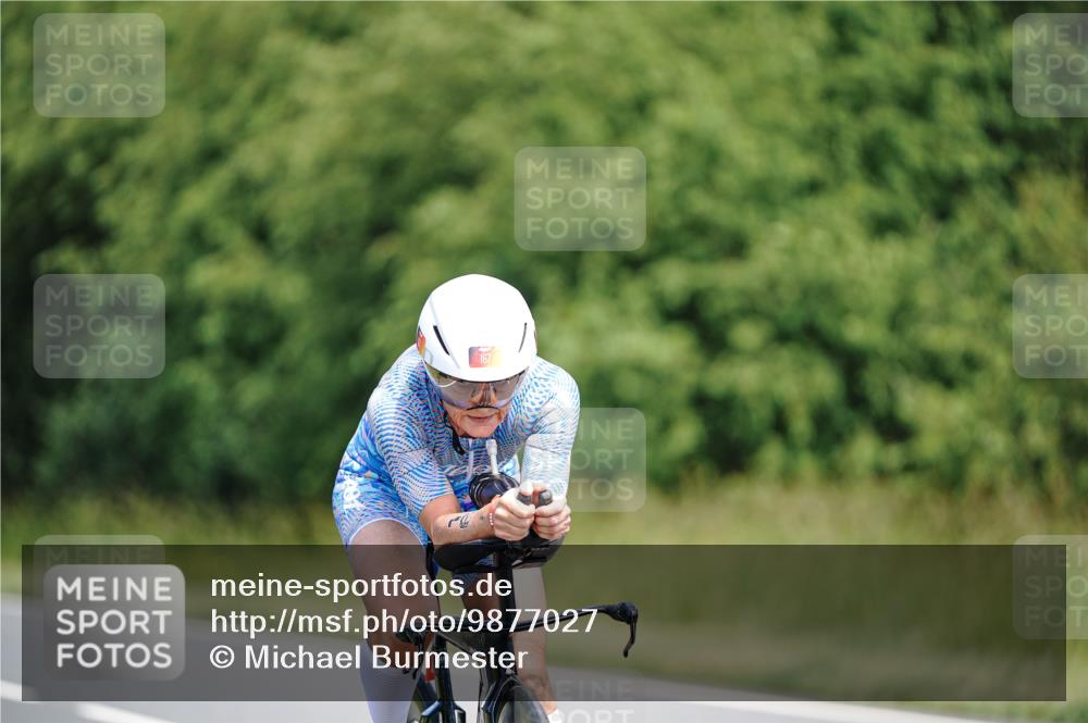 21.06.2026 - Viking Triathlon Michael Burmester http://msf.ph/oto/9877027 21.06.2026 12:58:32 Radfahren 60, 96, 96, 167, 244, 298, 450, 562, 646 meine-sportfotos.de