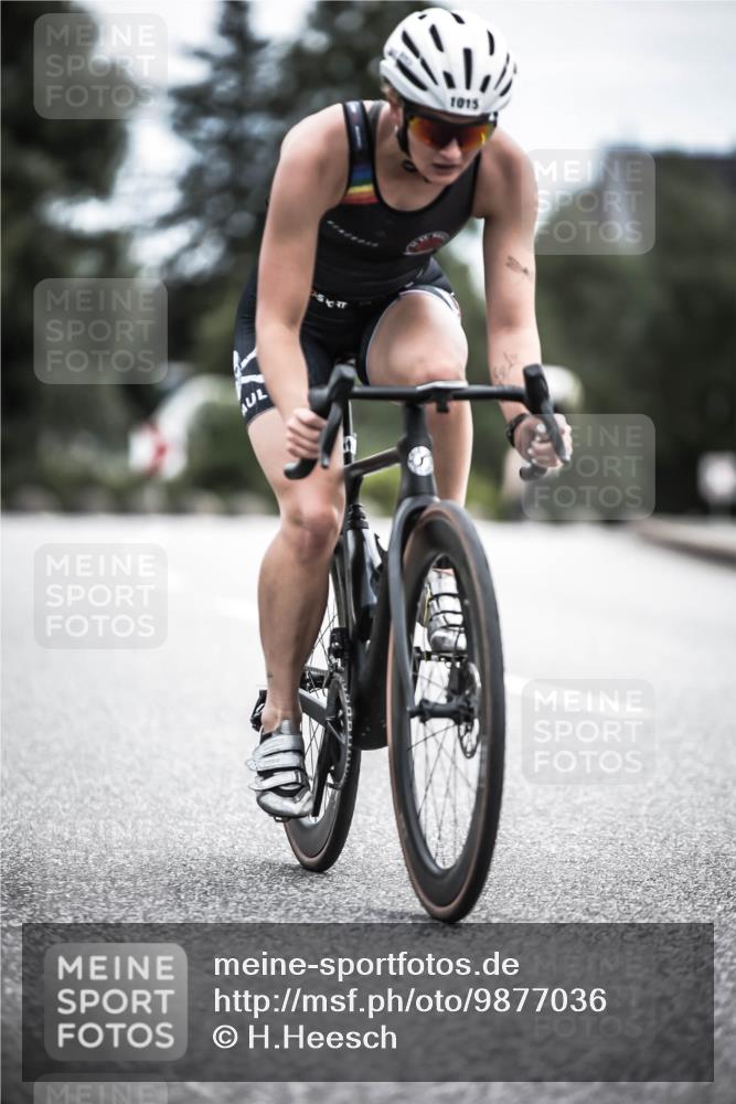 21.06.2026 - 29. Vierlanden-Triathlon H.Heesch http://msf.ph/oto/9877036 21.06.2026 12:34:04 Radfahren 804, 929, 1002, 1015 meine-sportfotos.de