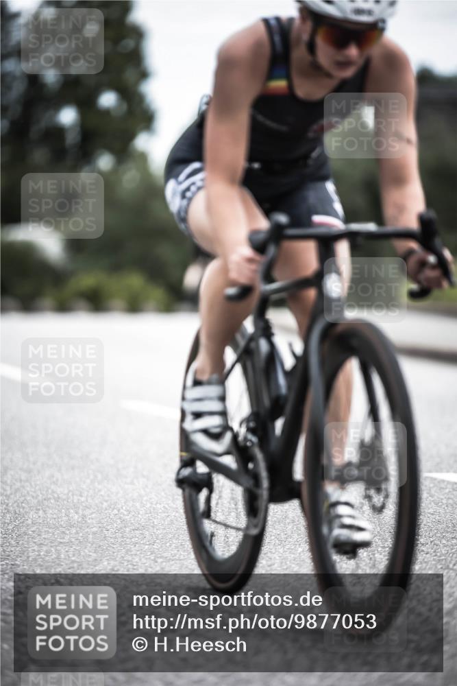 21.06.2026 - 29. Vierlanden-Triathlon H.Heesch http://msf.ph/oto/9877053 21.06.2026 12:34:04 Radfahren 804, 929, 1002, 1015 meine-sportfotos.de