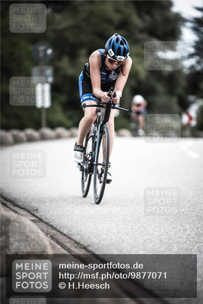 21.06.2026 - 29. Vierlanden-Triathlon H.Heesch http://msf.ph/oto/9877071 21.06.2026 12:34:17 Radfahren 990, 991, 997, 1010 meine-sportfotos.de
