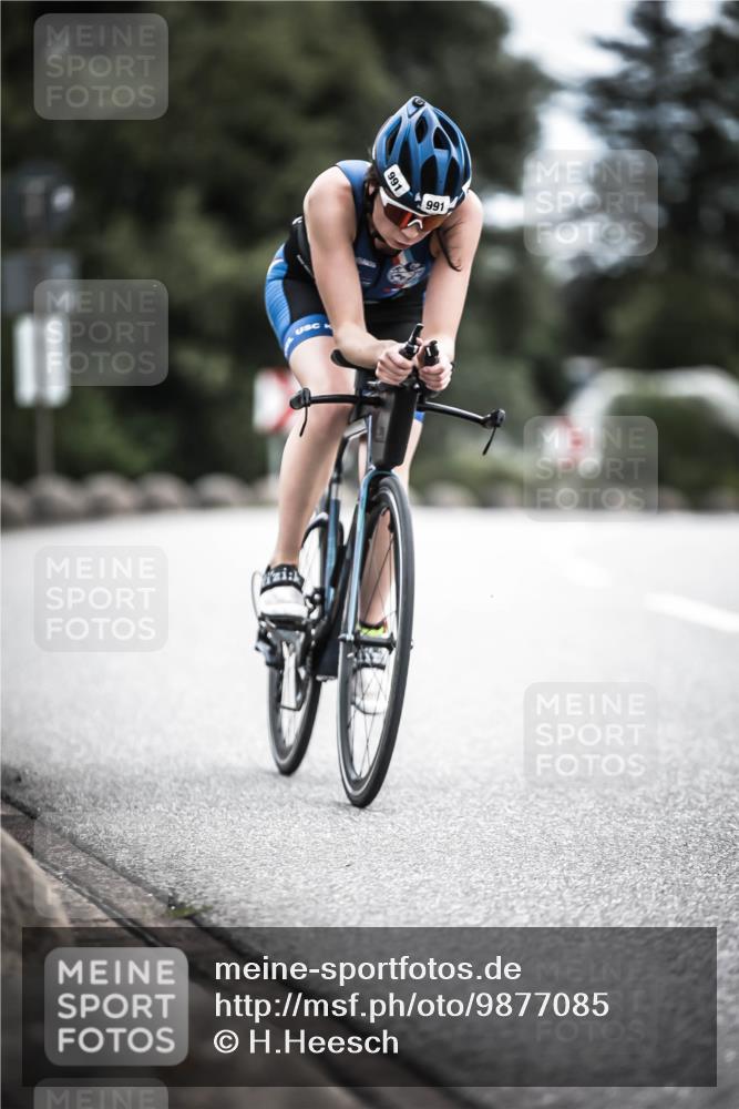 21.06.2026 - 29. Vierlanden-Triathlon H.Heesch http://msf.ph/oto/9877085 21.06.2026 12:34:17 Radfahren 990, 991, 997, 1010 meine-sportfotos.de