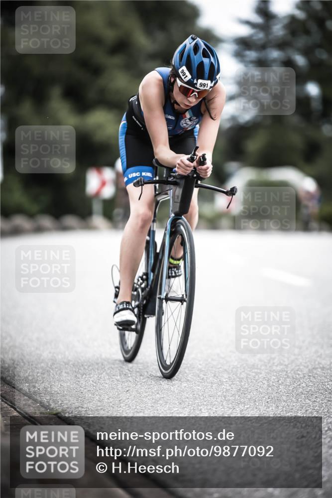 21.06.2026 - 29. Vierlanden-Triathlon H.Heesch http://msf.ph/oto/9877092 21.06.2026 12:34:17 Radfahren 990, 991, 997, 1010 meine-sportfotos.de