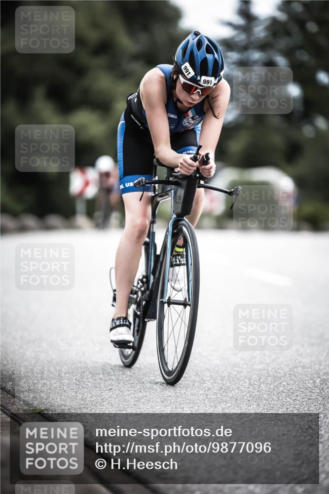 21.06.2026 - 29. Vierlanden-Triathlon H.Heesch http://msf.ph/oto/9877096 21.06.2026 12:34:17 Radfahren 990, 991, 997, 1010 meine-sportfotos.de
