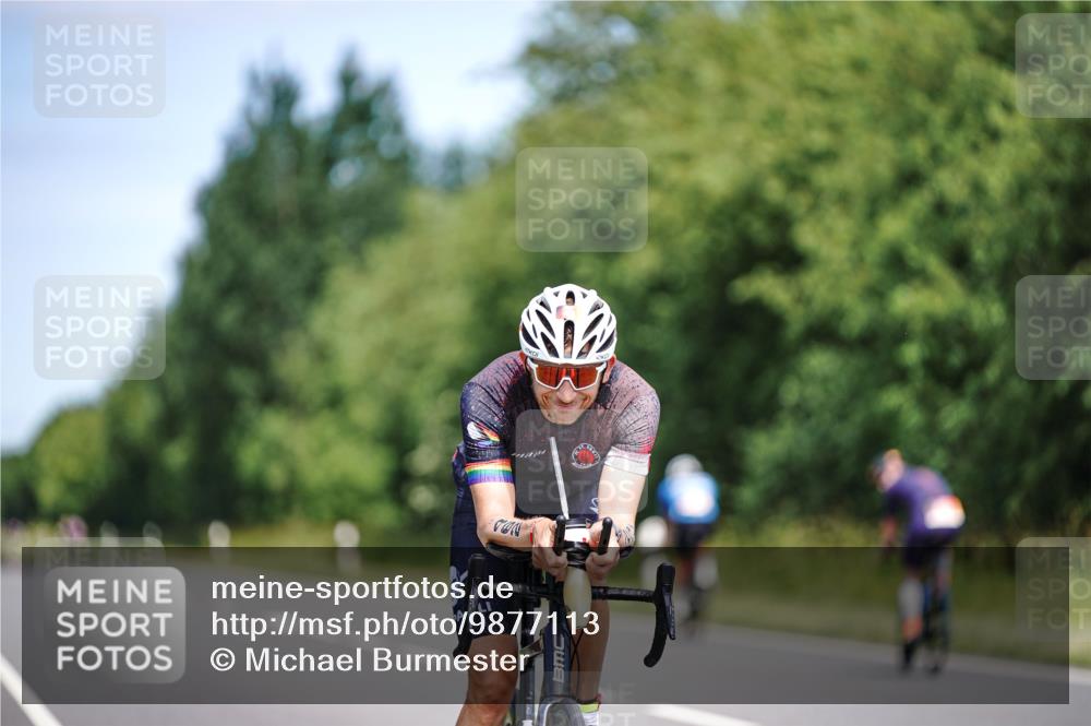 21.06.2026 - Viking Triathlon Michael Burmester http://msf.ph/oto/9877113 21.06.2026 12:59:12 Radfahren 69, 127, 493 meine-sportfotos.de
