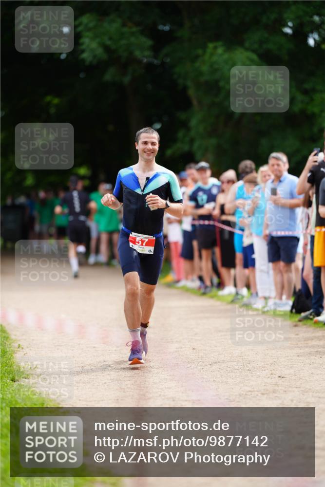 21.06.2026 - 29. Vierlanden-Triathlon LAZAROV Photography http://msf.ph/oto/9877142 21.06.2026 11:32:24 Laufen 57 meine-sportfotos.de
