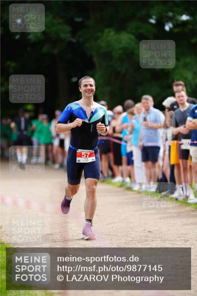 21.06.2026 - 29. Vierlanden-Triathlon LAZAROV Photography http://msf.ph/oto/9877145 21.06.2026 11:32:25 Laufen 57 meine-sportfotos.de