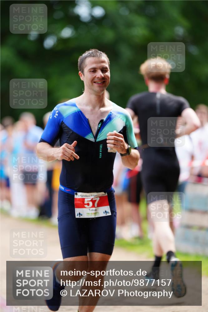 21.06.2026 - 29. Vierlanden-Triathlon LAZAROV Photography http://msf.ph/oto/9877157 21.06.2026 11:32:26 Laufen 57, 2 meine-sportfotos.de