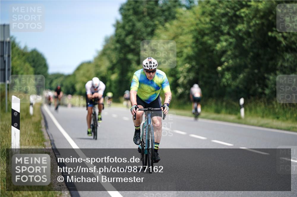 21.06.2026 - Viking Triathlon Michael Burmester http://msf.ph/oto/9877162 21.06.2026 12:59:34 Radfahren 337, 493, 640 meine-sportfotos.de
