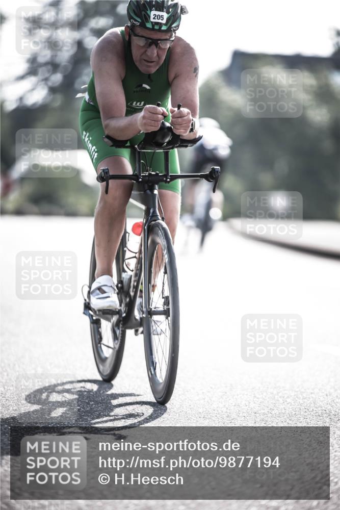 21.06.2026 - 29. Vierlanden-Triathlon H.Heesch http://msf.ph/oto/9877194 21.06.2026 09:02:25 Radfahren 205 meine-sportfotos.de