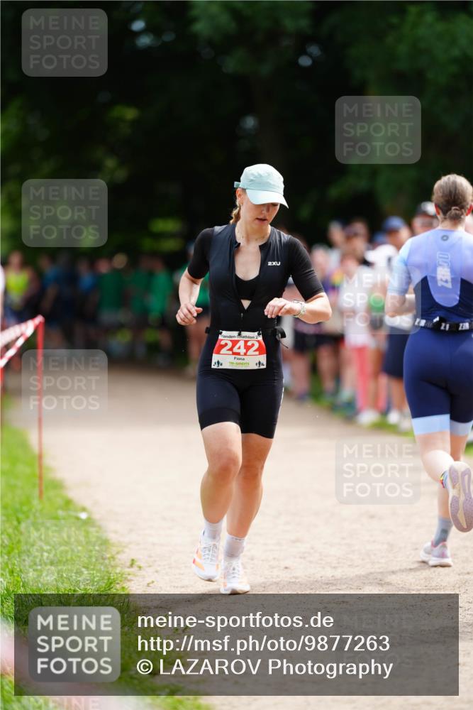 21.06.2026 - 29. Vierlanden-Triathlon LAZAROV Photography http://msf.ph/oto/9877263 21.06.2026 11:33:58 Laufen 2, 2, 242, 174 meine-sportfotos.de