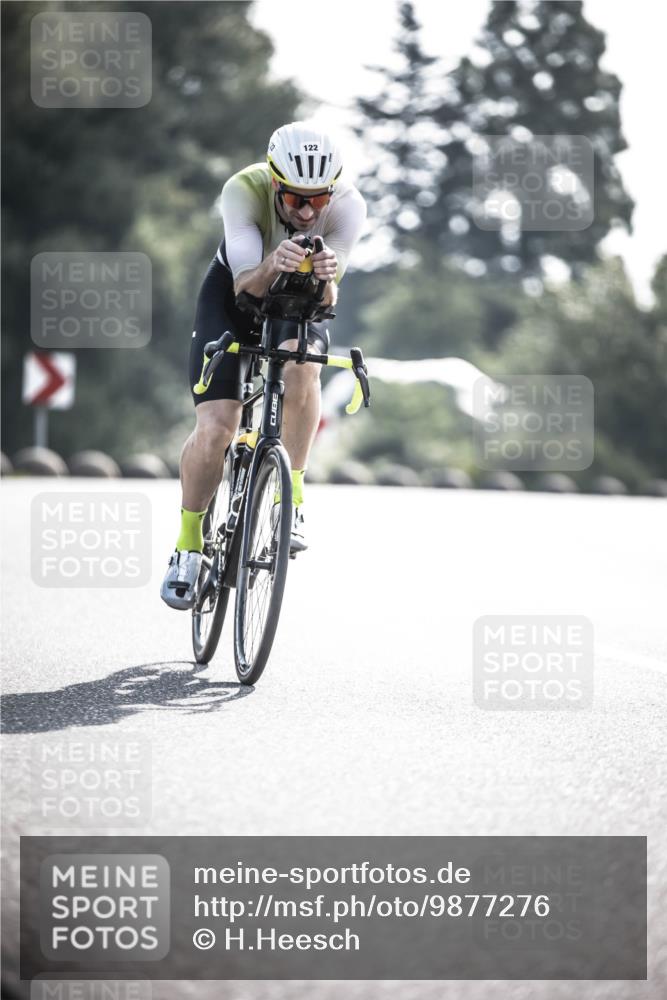 21.06.2026 - 29. Vierlanden-Triathlon H.Heesch http://msf.ph/oto/9877276 21.06.2026 09:02:44 Radfahren 122, 195 meine-sportfotos.de