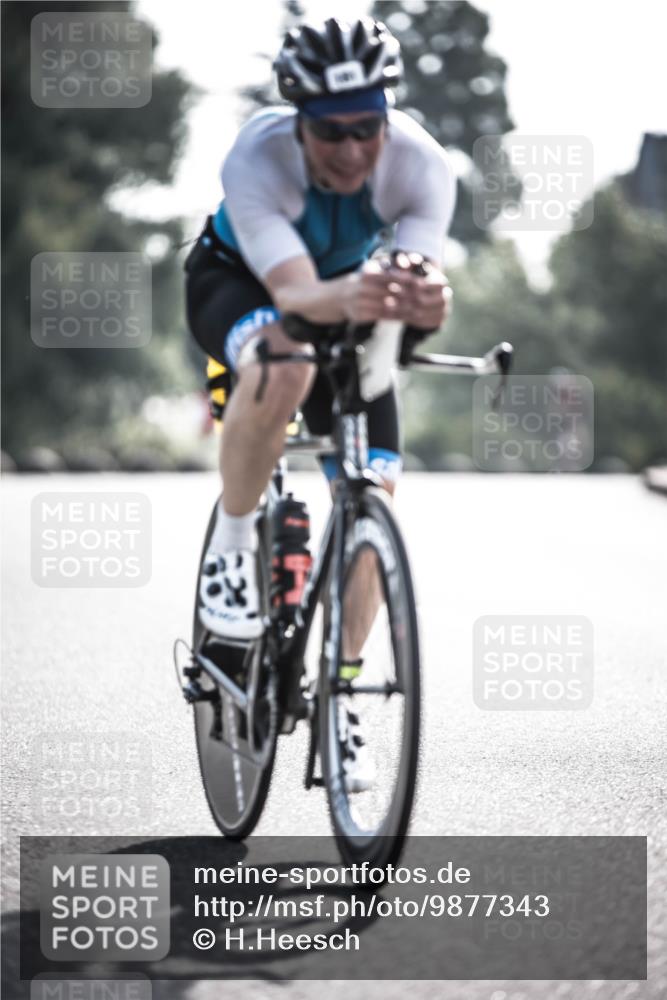 21.06.2026 - 29. Vierlanden-Triathlon H.Heesch http://msf.ph/oto/9877343 21.06.2026 09:03:01 Radfahren 181 meine-sportfotos.de