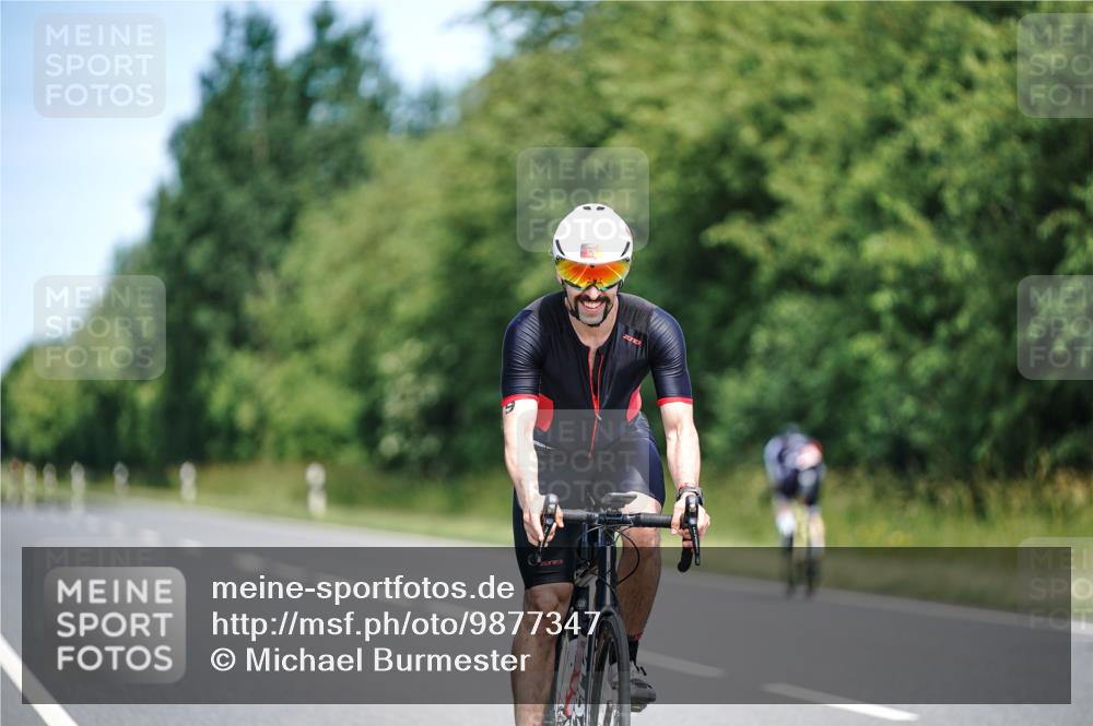 21.06.2026 - Viking Triathlon Michael Burmester http://msf.ph/oto/9877347 21.06.2026 13:00:50 Radfahren 377, 416, 511, 515, 521, 529, 542, 664 meine-sportfotos.de