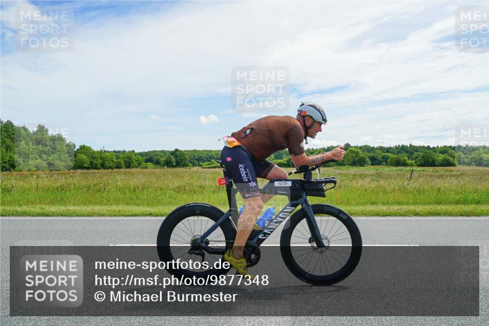 21.06.2026 - Viking Triathlon Michael Burmester http://msf.ph/oto/9877348 21.06.2026 12:03:20 Radfahren 65, 74, 102, 103, 161, 176, 238, 270, 271, 271, 426, 565, 569, 631 meine-sportfotos.de