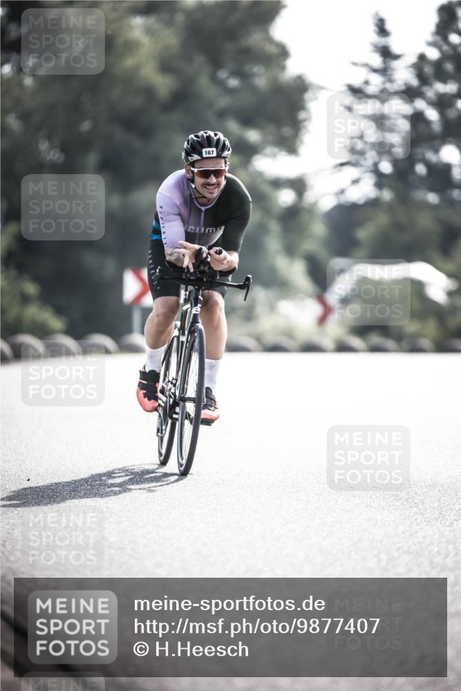 21.06.2026 - 29. Vierlanden-Triathlon H.Heesch http://msf.ph/oto/9877407 21.06.2026 09:03:11 Radfahren 167, 171 meine-sportfotos.de