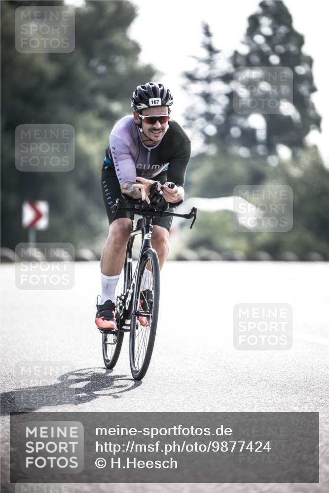 21.06.2026 - 29. Vierlanden-Triathlon H.Heesch http://msf.ph/oto/9877424 21.06.2026 09:03:11 Radfahren 167, 171 meine-sportfotos.de